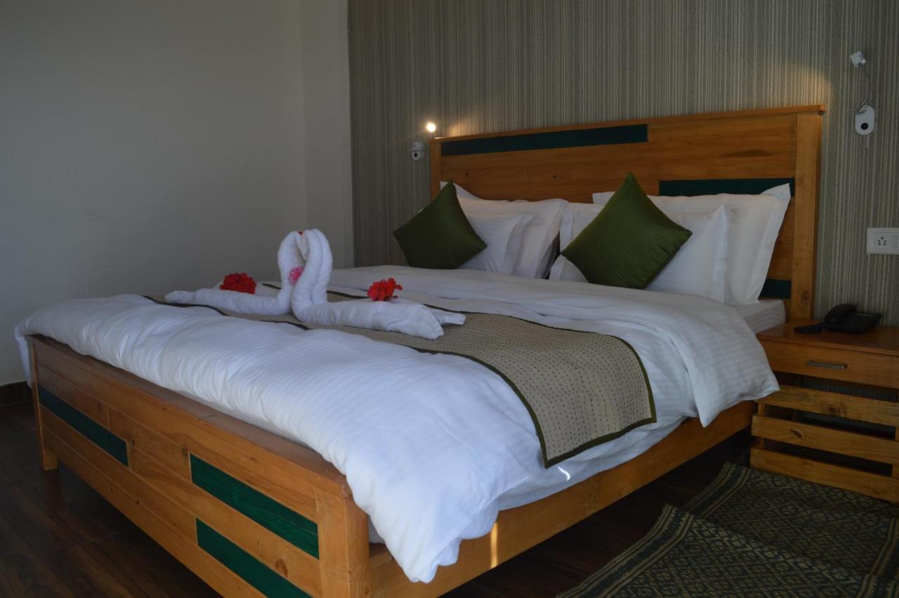 Spangle Heights Shimla, Suites And Residences Exteriör bild